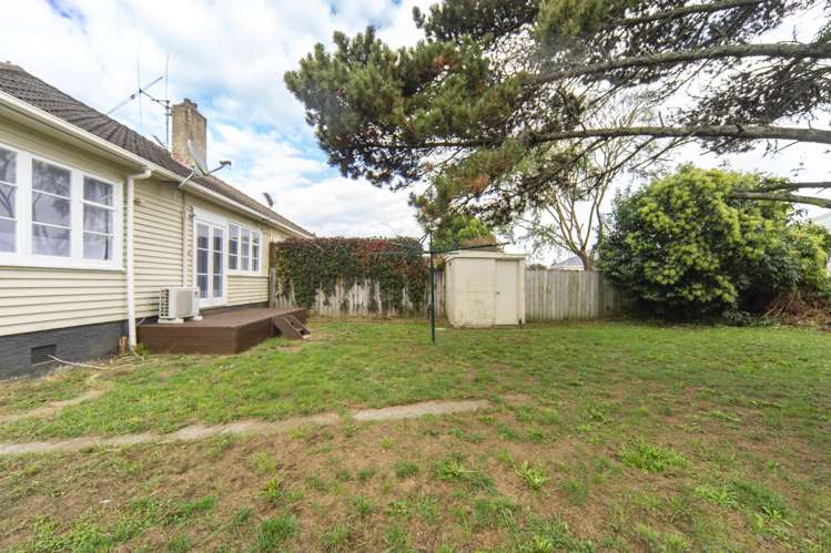 143 Cobham Drive Hamilton East_15
