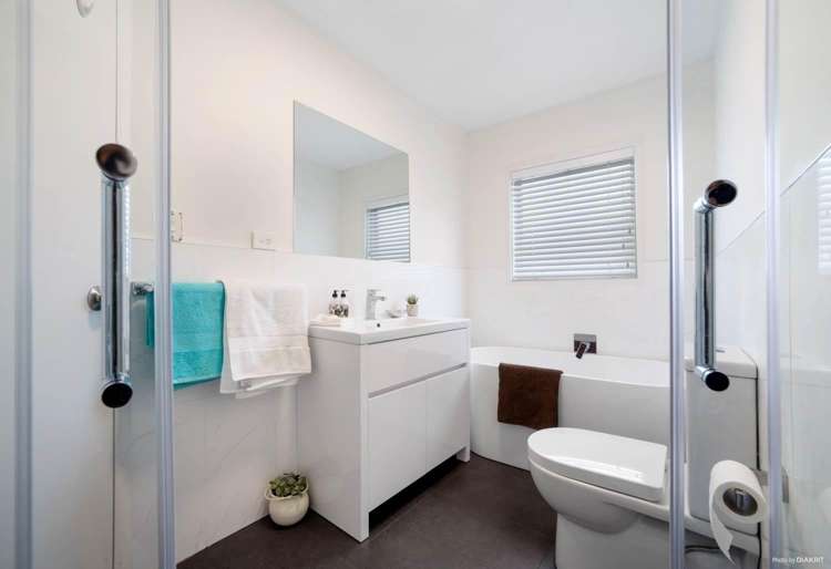 626D Beach Road 1607_10