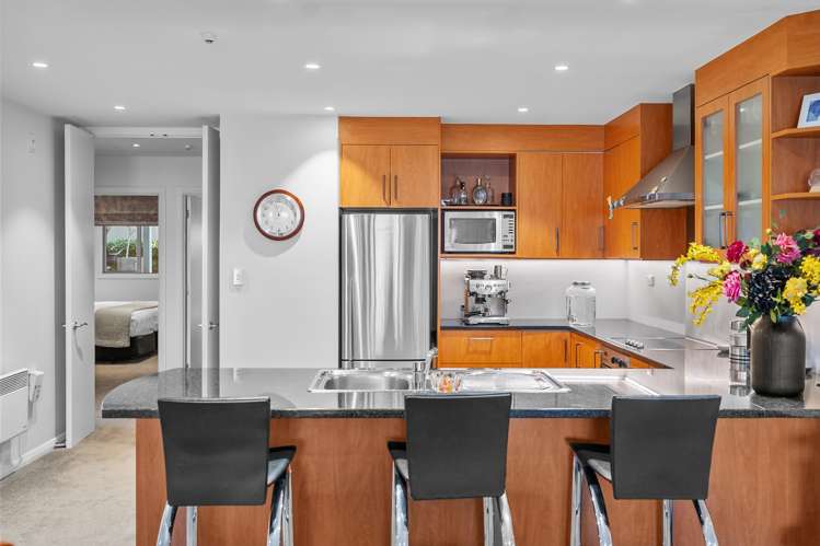 Apt 106, 5 Lakeside Road Wanaka_4