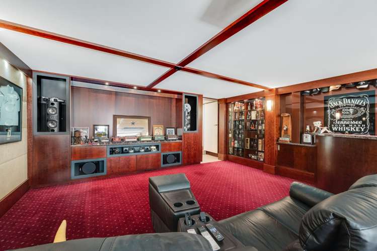 2 Glenoaks Rise Mellons Bay_48