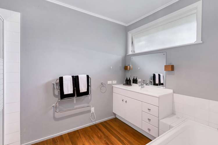 6 Merchant Avenue Te Atatu South_13