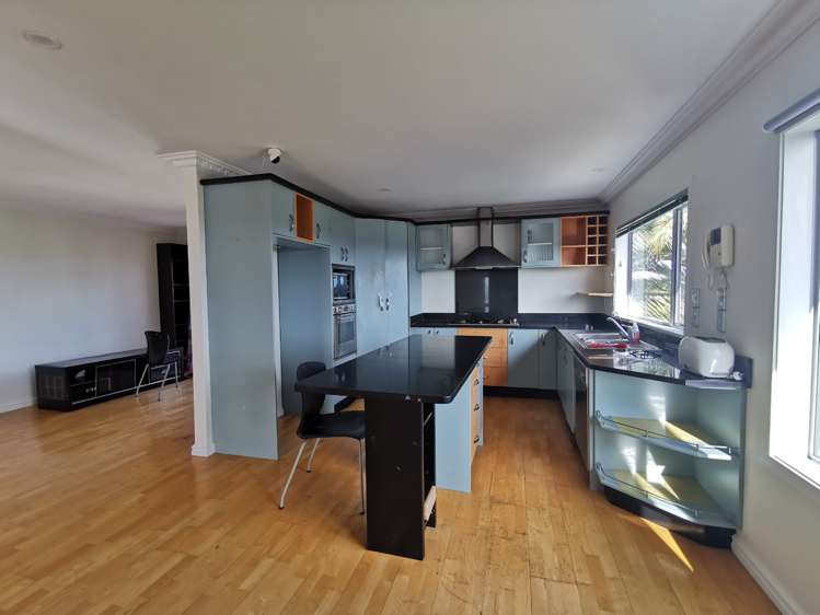 19 Cricklade Terrace Windsor Park_2