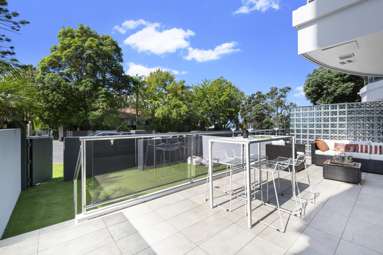 GC/175 Hurstmere Road_1