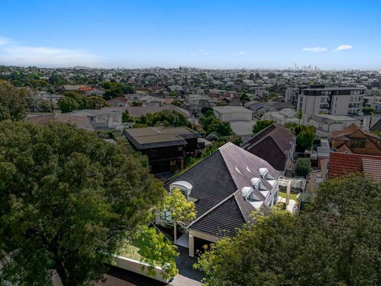 17 Tuhimata Street St Heliers_22