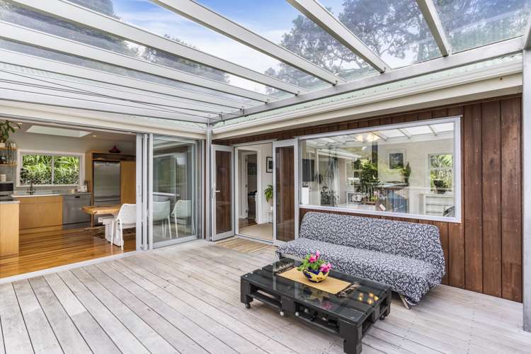 2e Foster Avenue Huia_13