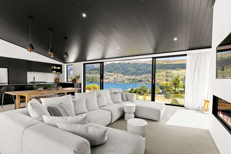 8 Spring Hill Road Kelvin Heights_5