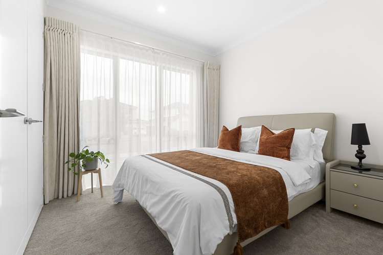 19 & 19A Surf View Crescent Red Beach_12