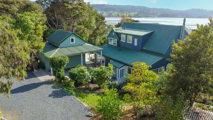 8 Short Street Waitati_29