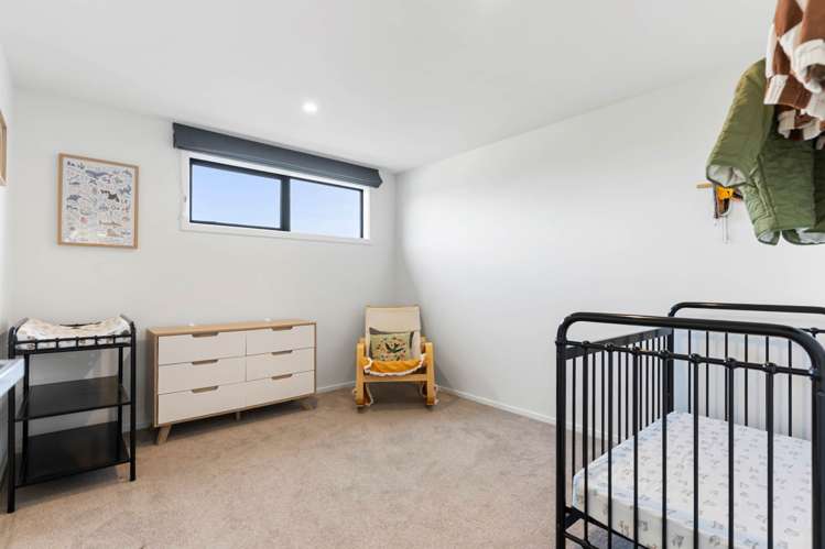 1B Stott Avenue Birkdale_6