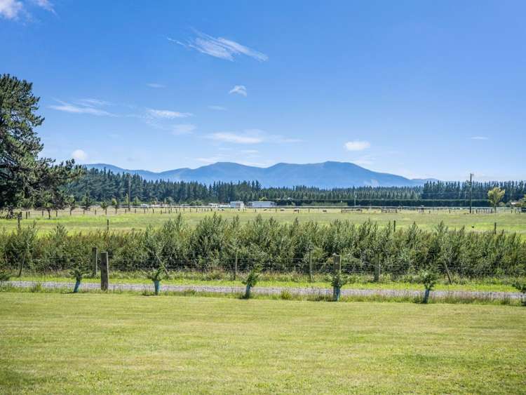 5 Eastwick Lane Eyrewell_34