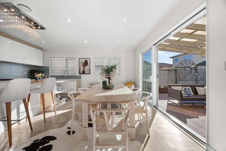 14 Kerrykeel Drive Flat Bush_14