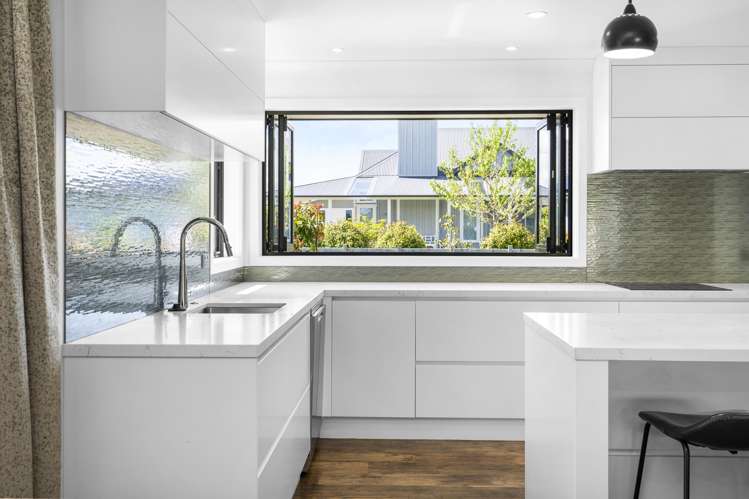 47 Alan Livingston Drive Cambridge_25