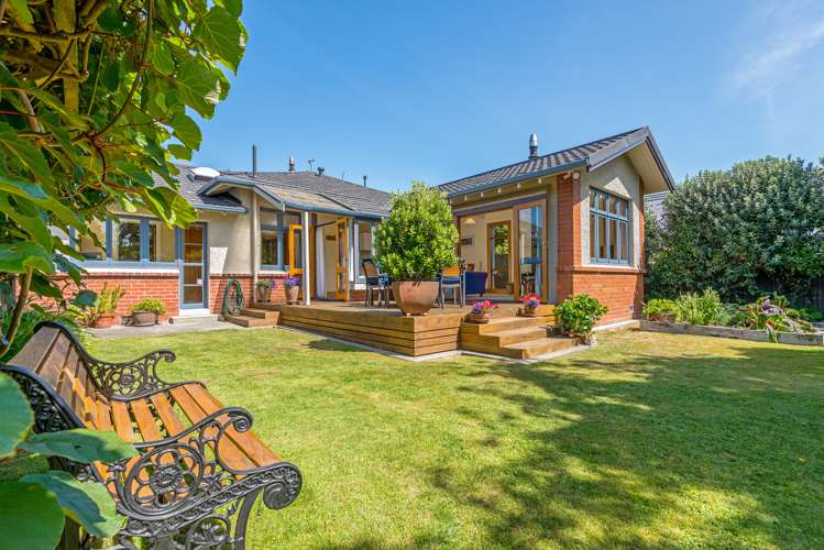 7 Saint Johns Avenue Palmerston North Central_18