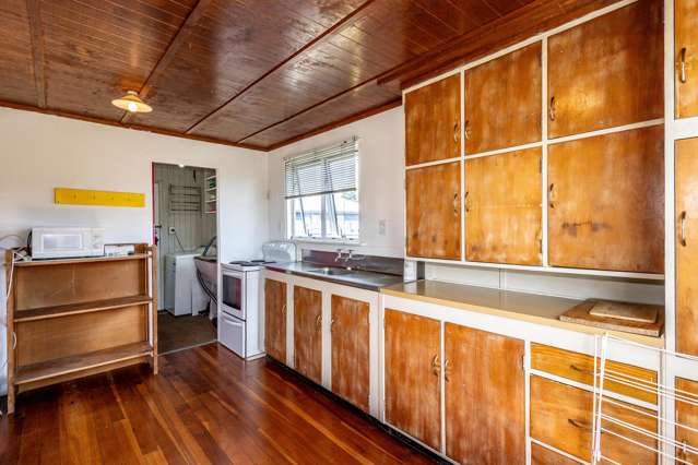 17 MacKenzie Street National Park_4