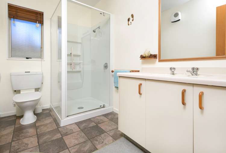 56 Aldinga Avenue Stoke_7