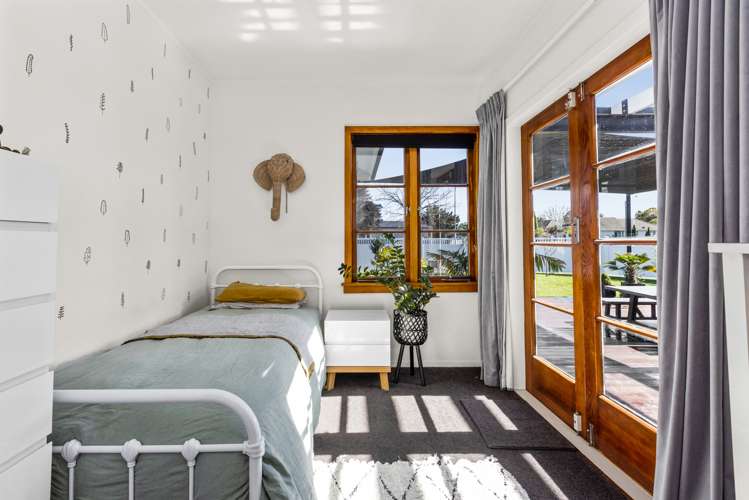 709 Grove Road Mayfair_12