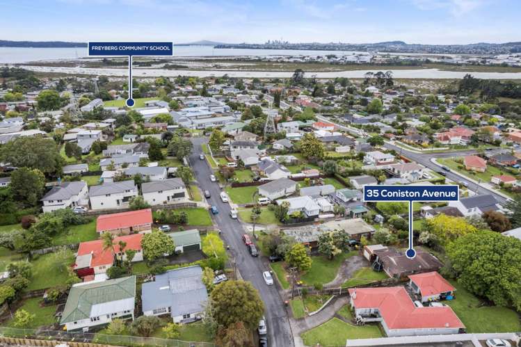 35 Coniston Avenue Te Atatu South_13