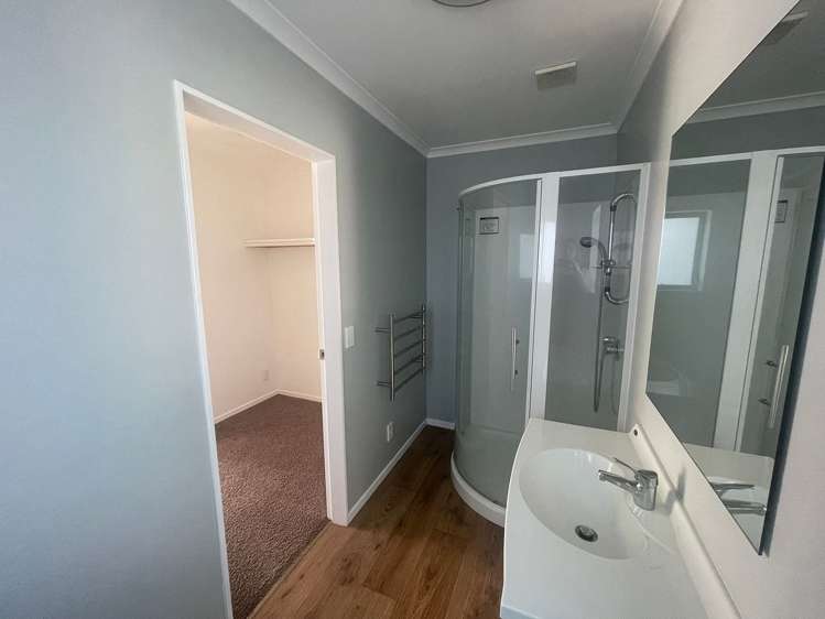 89A Sunshine Avenue Karori_4