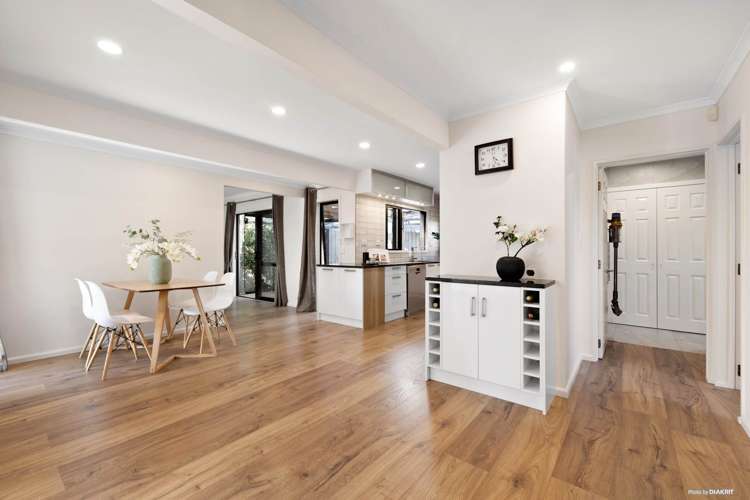 77 Saint Annes Crescent Wattle Downs_7