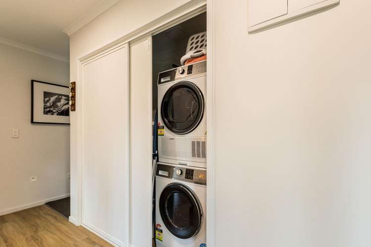 16 Charles Douglas Place Franz Josef / Waiau_12