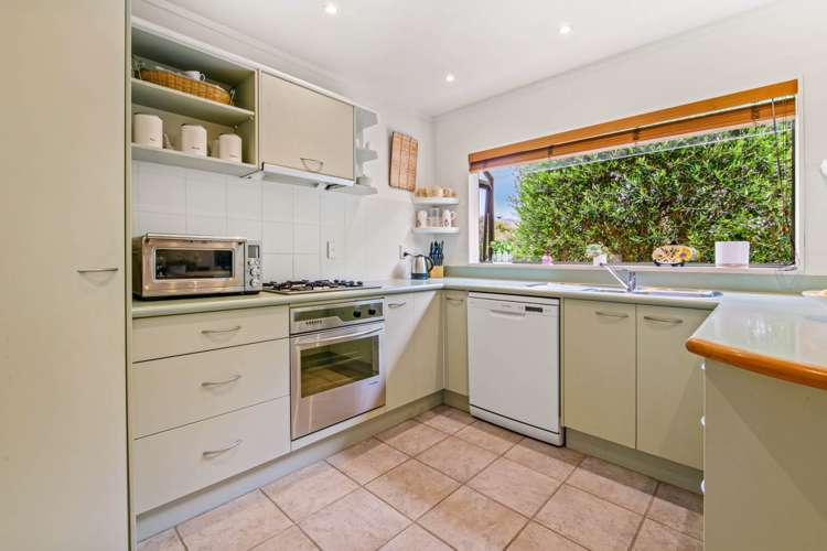 24 Sample Road Albany_11