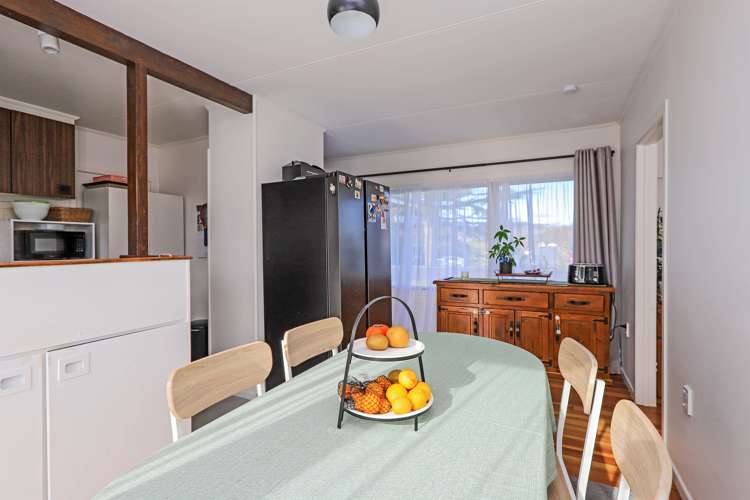 16 Mangarau Crescent Havelock North_9