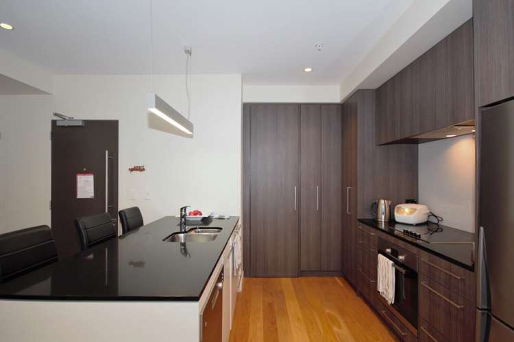 406/8 Nugent Street Grafton_6
