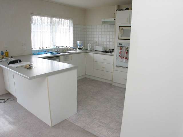 6 Perotti Place Conifer Grove_1