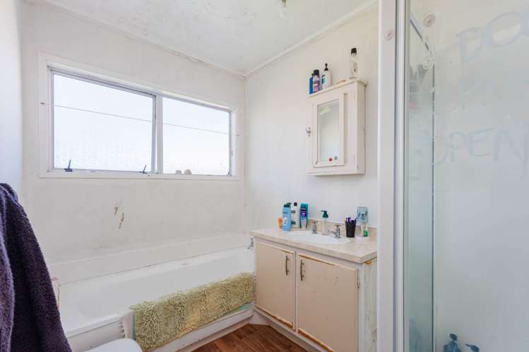 36 Akoranga Drive Northcote_7