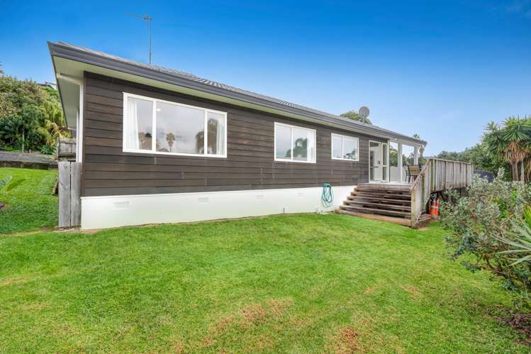 11 Kestrel Heights Arkles Bay_15