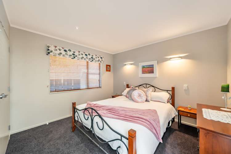 8a Whitehouse Road Titahi Bay_19
