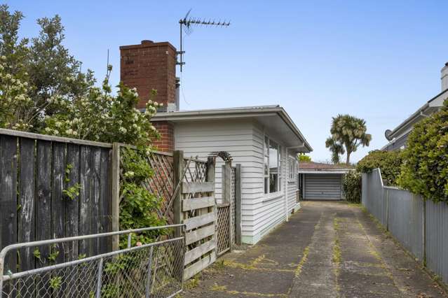 37 Disraeli Street Hawera_1