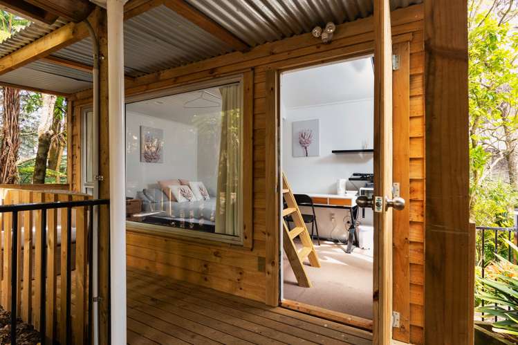 11a Woodfern Crescent Titirangi_24