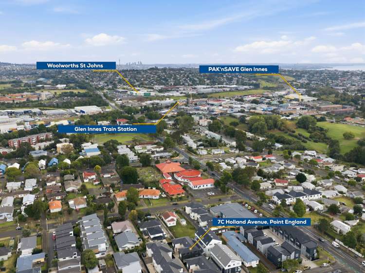 7C Holland Avenue Pt England_17