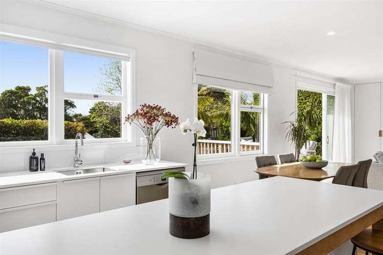 1/15 Ludlow Terrace Totara Vale_7