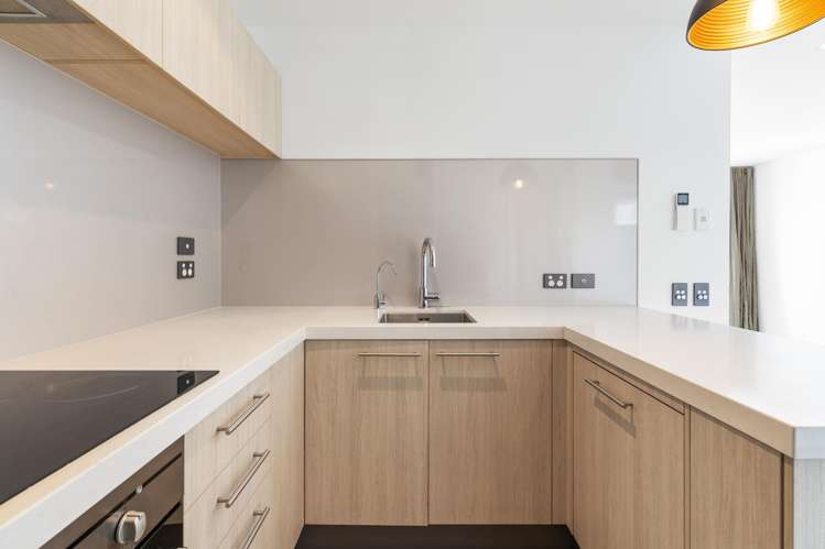 708/5 Howe Street Freemans Bay_6