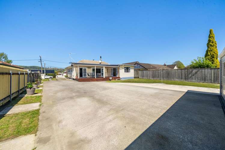 84 Shakespeare Avenue Trentham_19