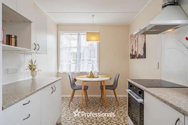 10 Hughes Crescent Taita_3