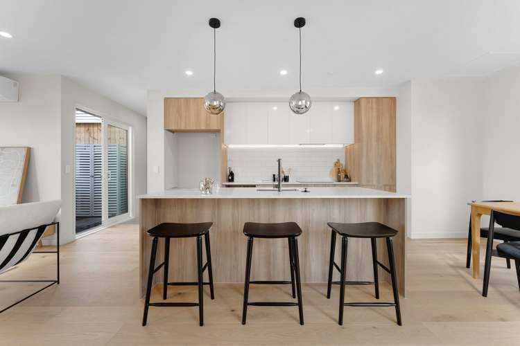 6/27B Hudson Bay Road Hobsonville_4