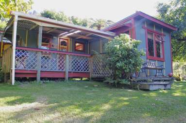 3081 Whanganui River Road_4