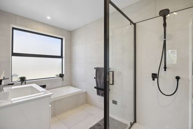 13 Silverdale Place Mosgiel_15