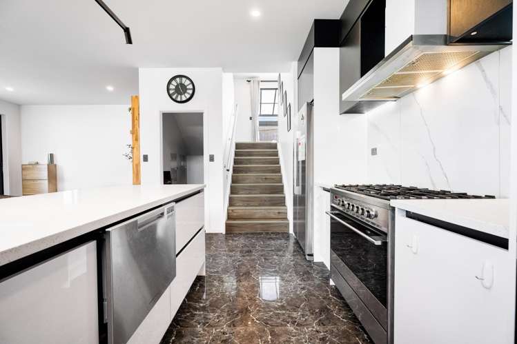 7 Keiha Crescent Massey_6