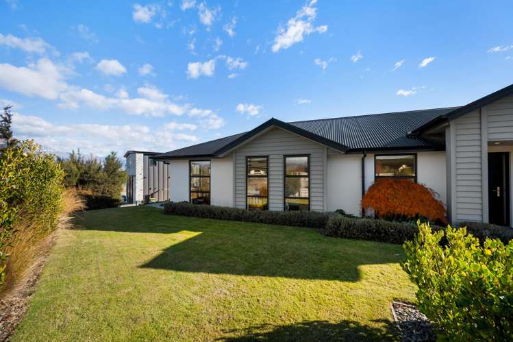 71 Infinity Drive Wanaka_30