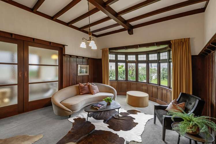 224 Queens Drive Lyall Bay_1