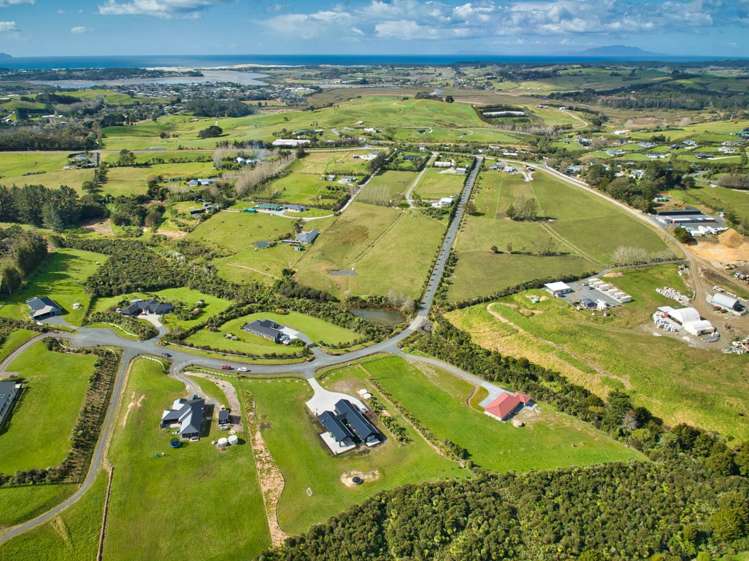 47 Arcadian Rise Mangawhai_40