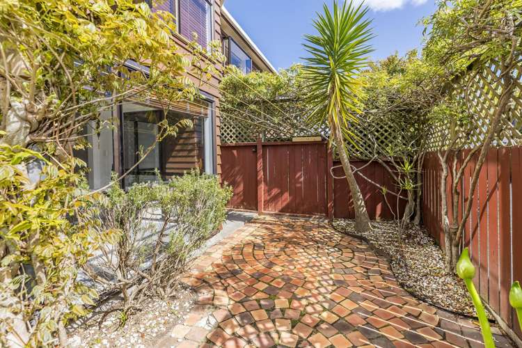 1/42 Spyglass Lane Whitby_30