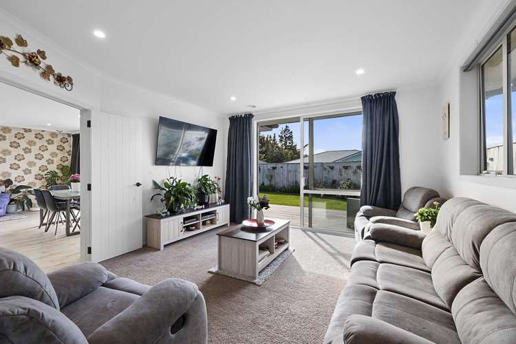23 Estate Grove Inglewood_5