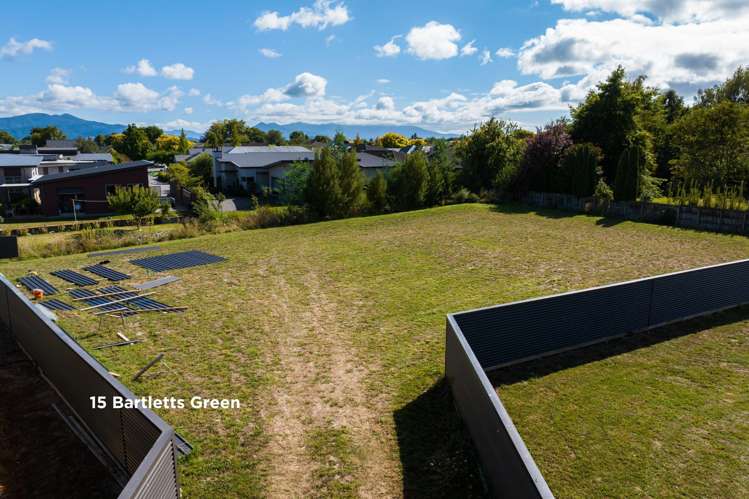 6 Bartletts Green Sections Yelverton_9