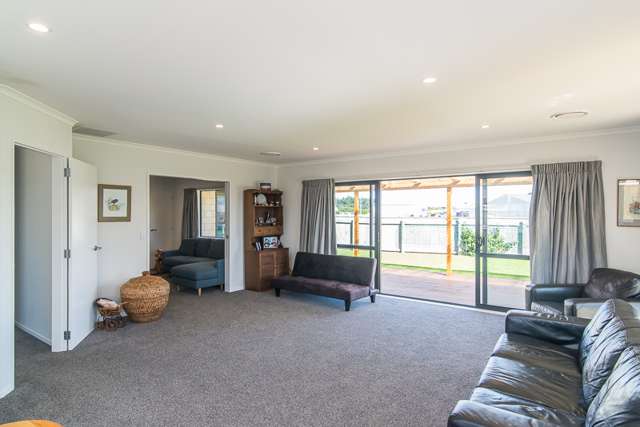 8 Gardner Place Otaki_4