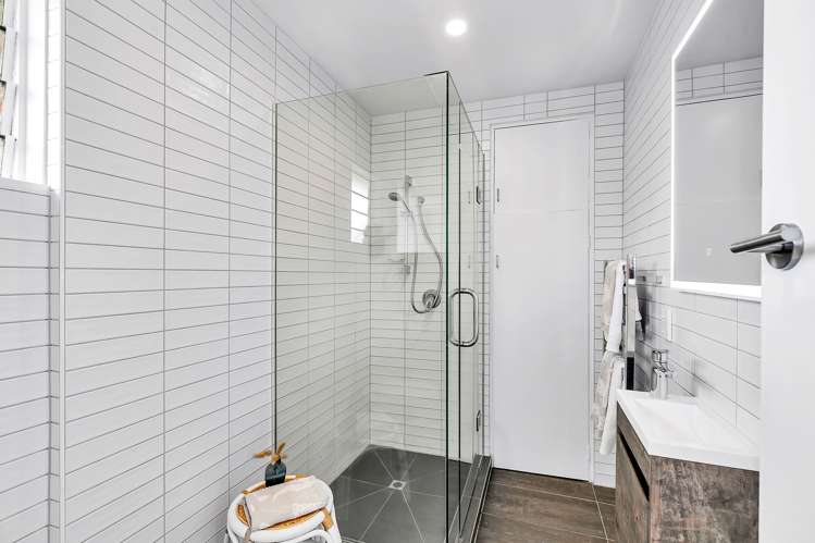 8/21 Ruarangi Road Mount Albert_6